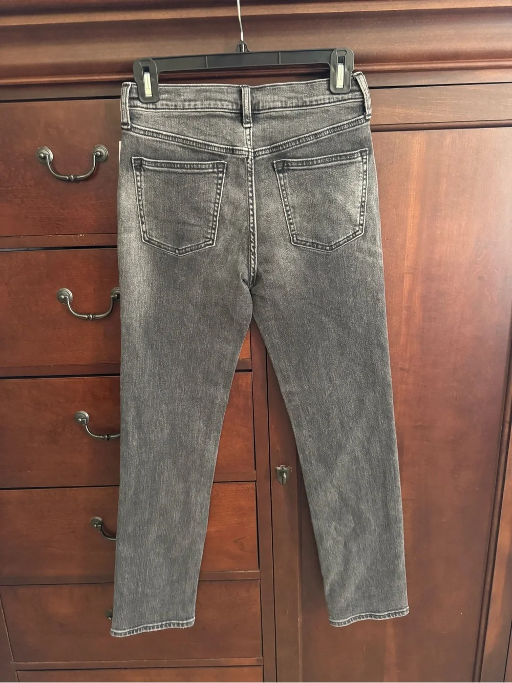 Old Navy Straight-Leg Slim Built-In Tough Jeans for Boys in Washed Black NWT